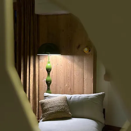 Refuge Tropical - Pour Couple Avec Balneo 2 Places Et Cinema Geant *