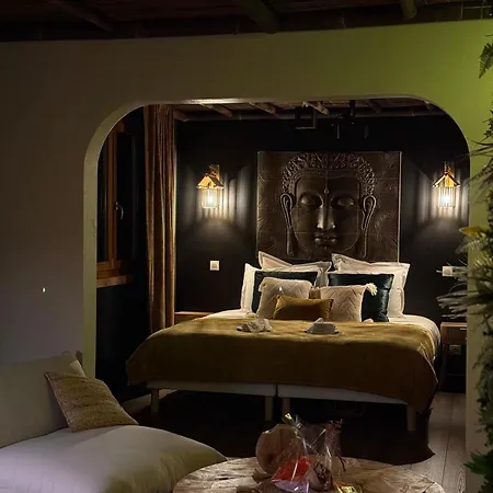 Апартаменты Refuge Tropical - Pour Couple Avec Balneo 2 Places Et Cinema Geant *